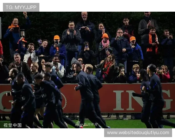 斗球免费直播平台提供多种足球赛事高清直播频道选择 斗球免费直播平台提供多种足球赛事高清直播频道选择